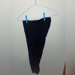 Lululemon size 4  capris 19” inseam black with pockets swift speed collection